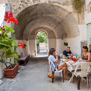 Profumo Di Zagara , Lentini Italia